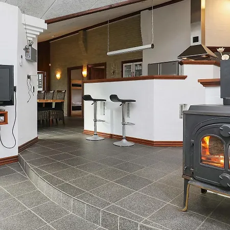 Four-bedroom Holiday In 8 Feriehus *